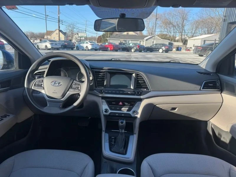 2018 Hyundai Elantra - Image 9 of 11