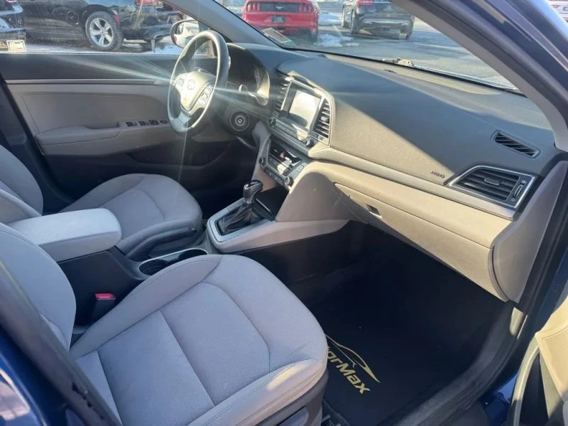 2018 Hyundai Elantra - Image 8 of 11