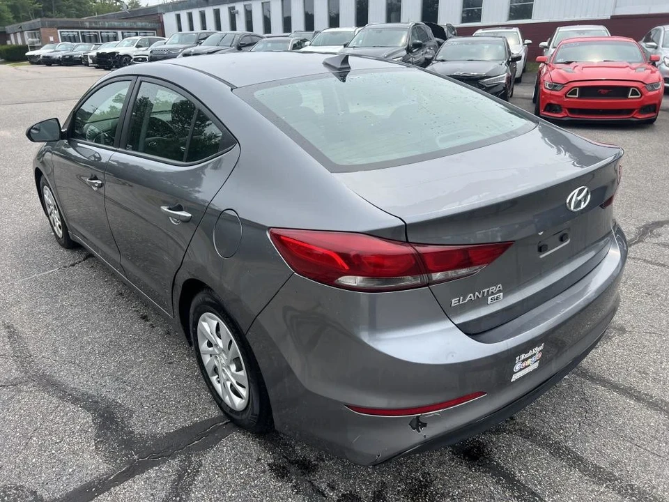 2018 Hyundai Elantra - Image 7 of 12