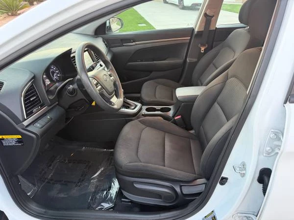 2018 Hyundai Elantra - Image 12 of 31