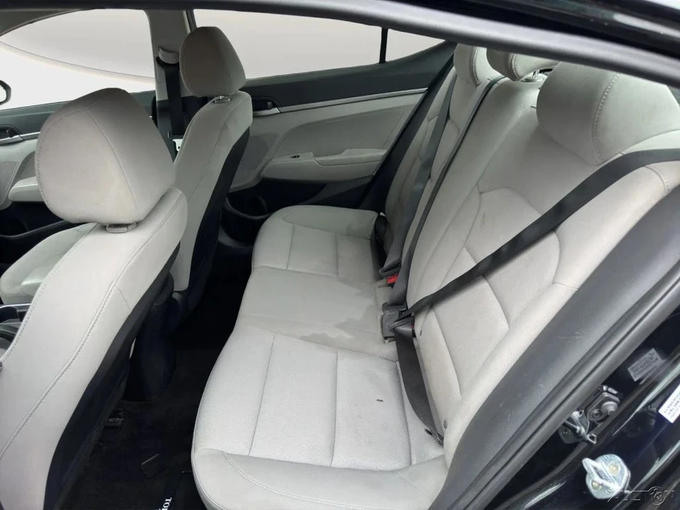 2018 Hyundai Elantra - Image 14 of 21