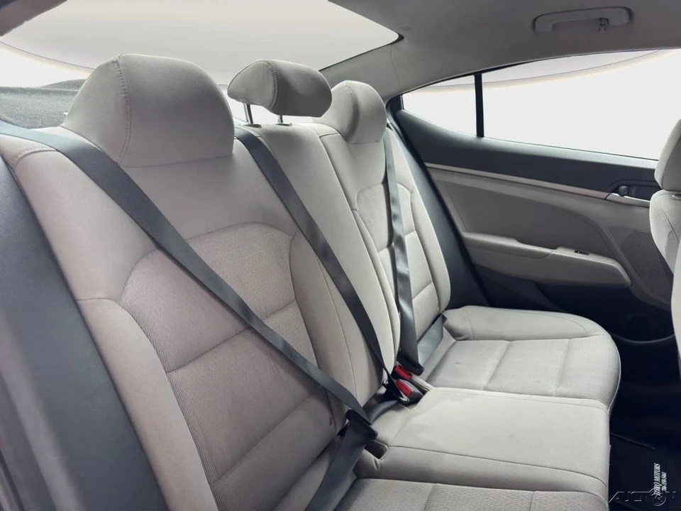 2018 Hyundai Elantra - Image 20 of 21