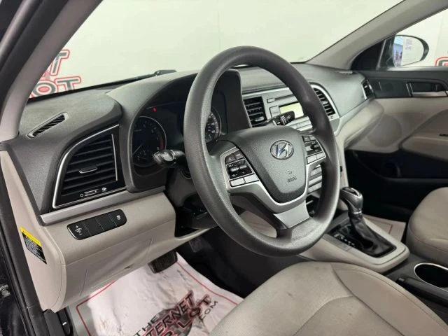 2018 Hyundai Elantra - Image 10 of 12