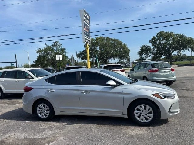 2018 Hyundai Elantra - Image 6 of 13