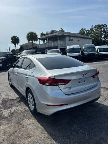2018 Hyundai Elantra - Image 4 of 13