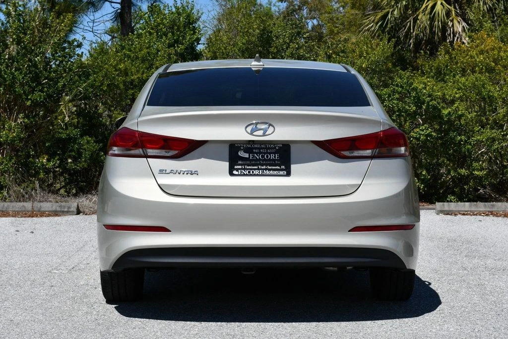 2018 Hyundai Elantra - Image 5 of 21