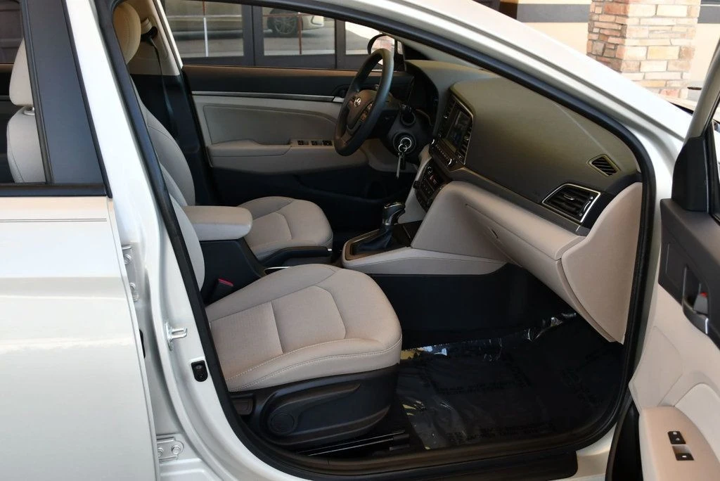 2018 Hyundai Elantra - Image 18 of 21