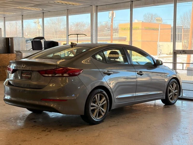 2018 Hyundai Elantra - Image 7 of 12