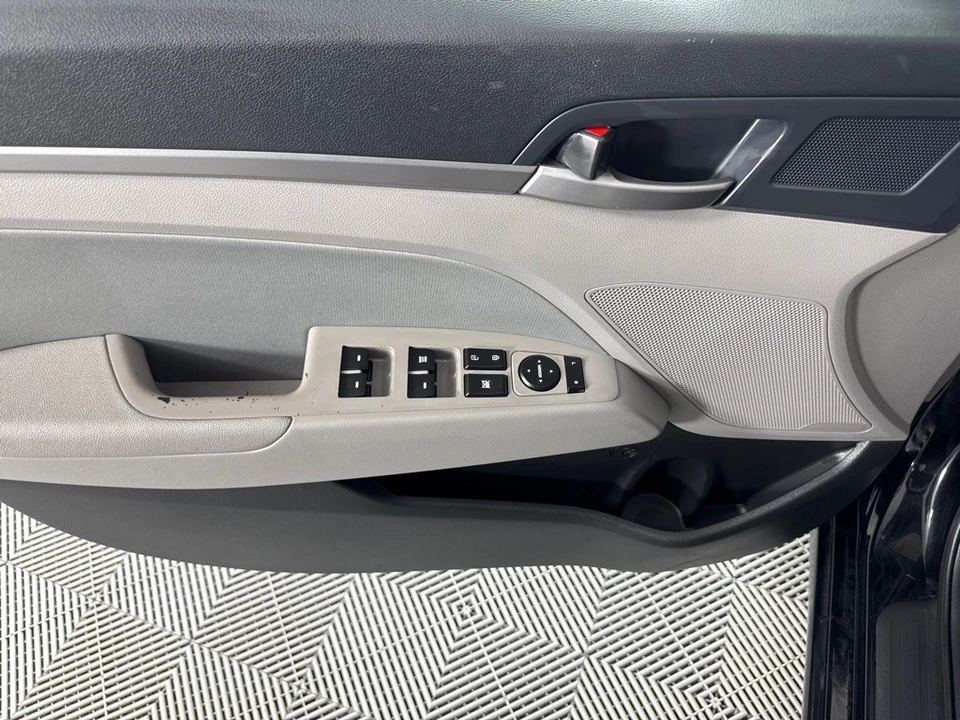 2018 Hyundai Elantra - Image 12 of 12