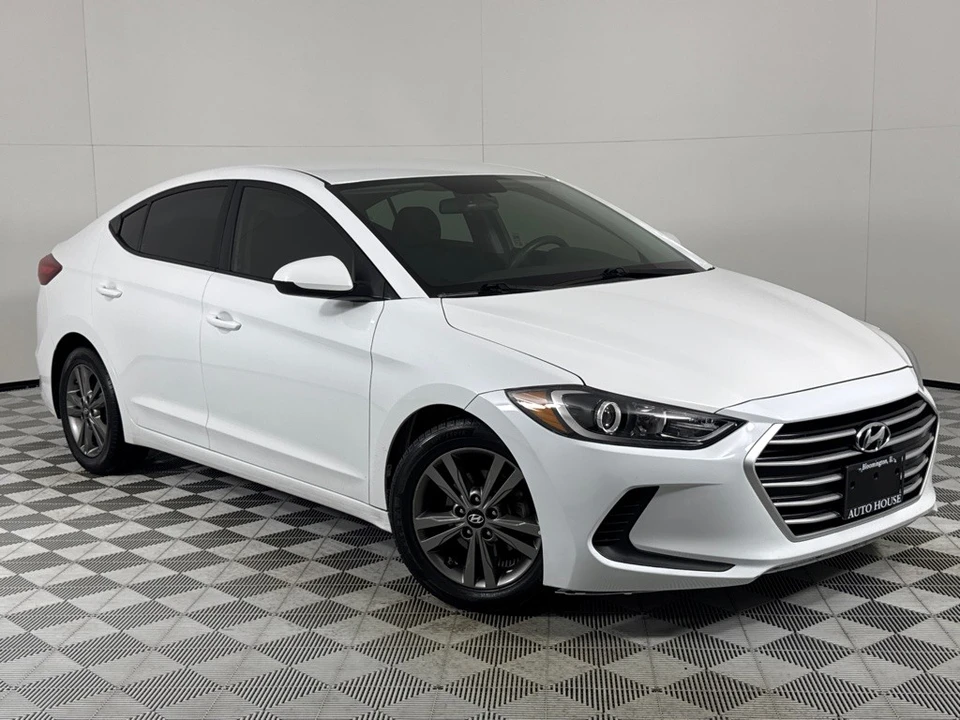2018 Hyundai Elantra - Image 2 of 12