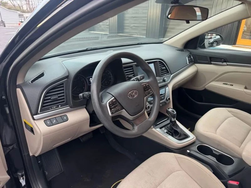 2018 Hyundai Elantra - Image 5 of 11