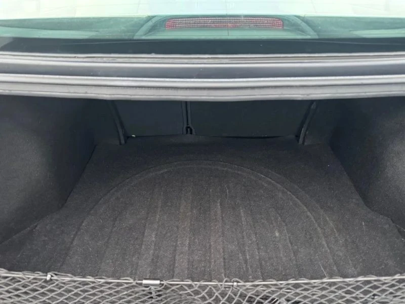 2018 Hyundai Elantra - Image 10 of 11