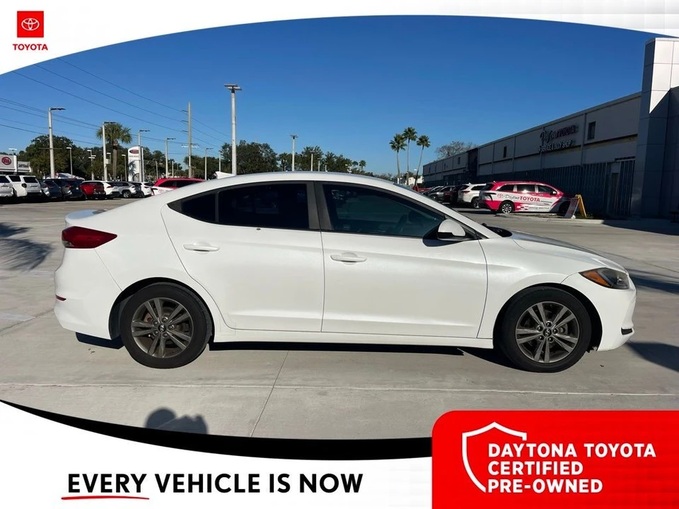 2018 Hyundai Elantra - Image 7 of 10