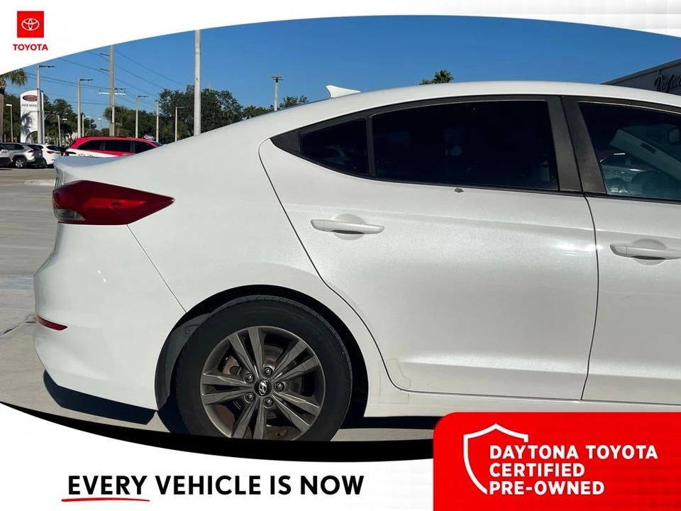 2018 Hyundai Elantra - Image 8 of 10
