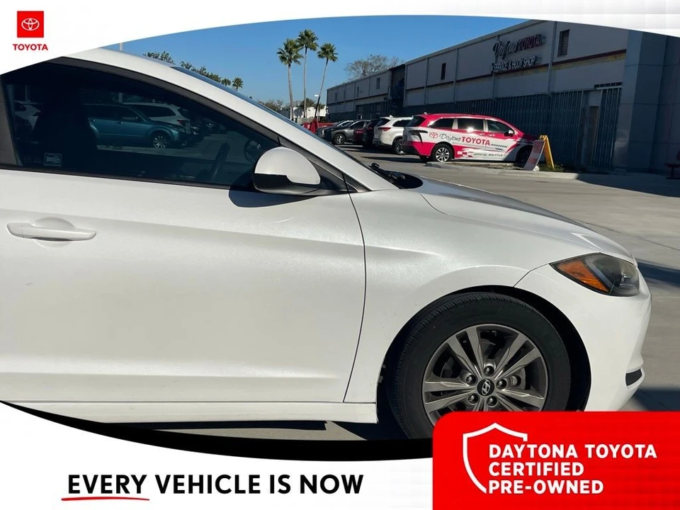 2018 Hyundai Elantra - Image 4 of 10