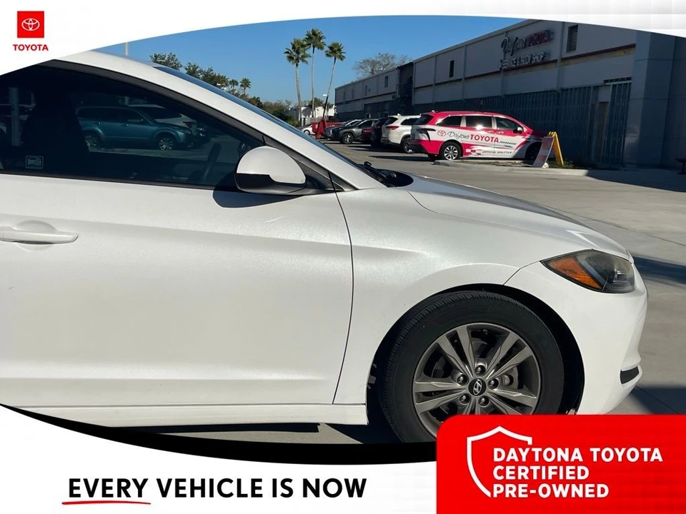 2018 Hyundai Elantra - Image 9 of 10
