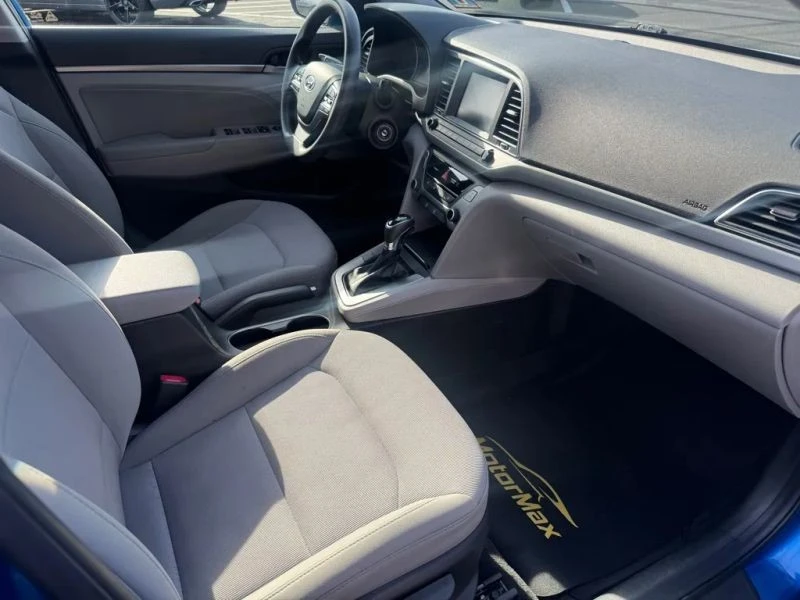 2018 Hyundai Elantra - Image 8 of 10
