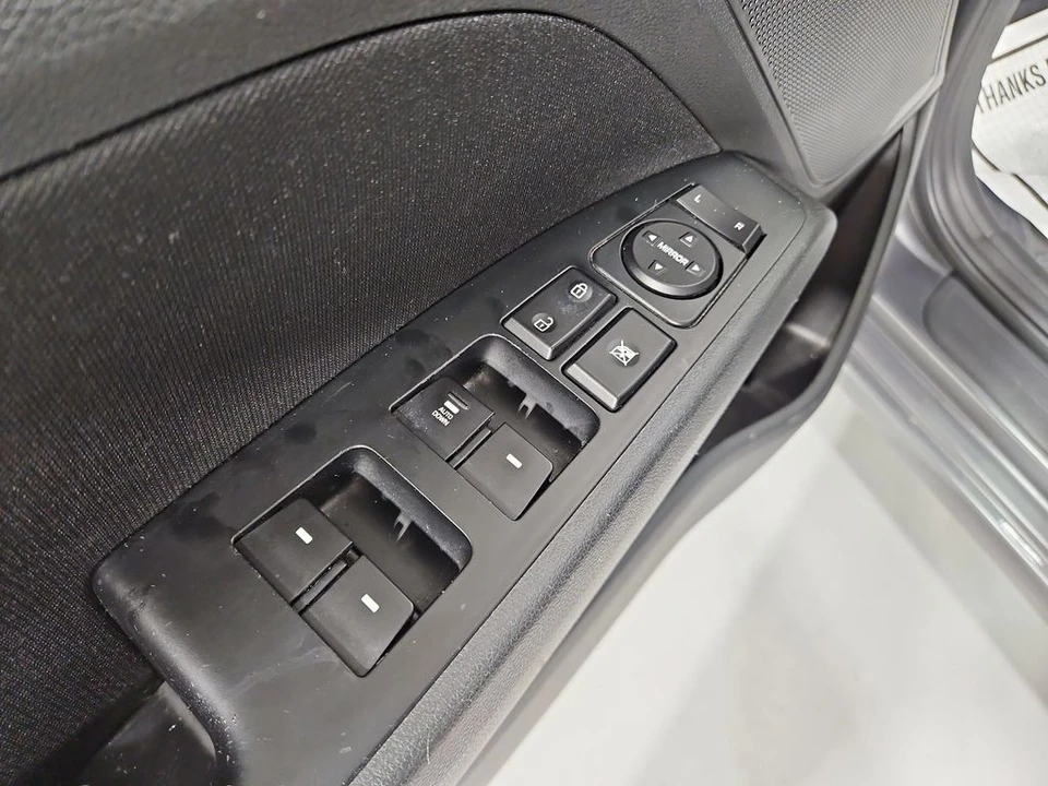 2018 Hyundai Elantra - Image 12 of 12
