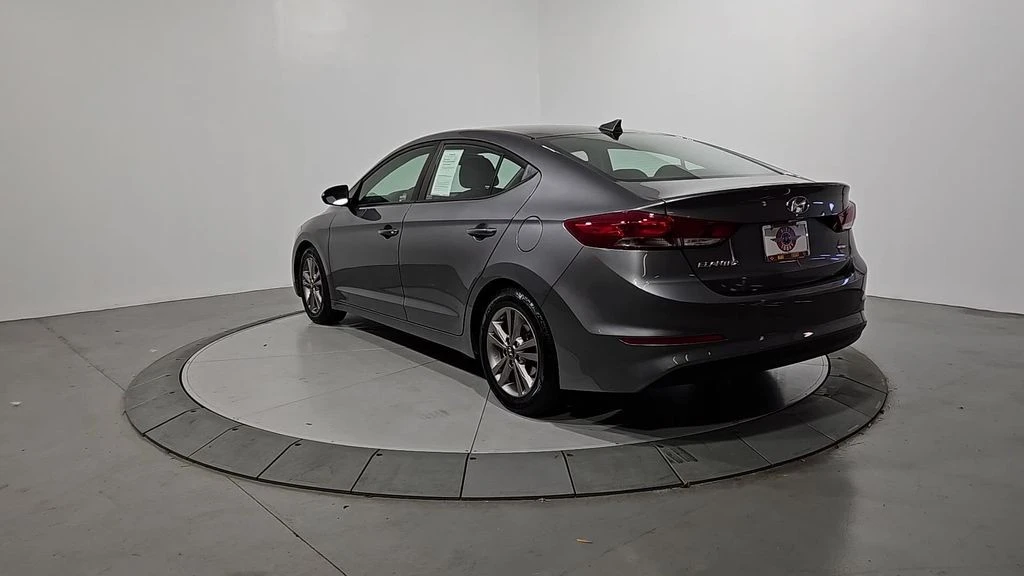 2018 Hyundai Elantra - Image 3 of 12