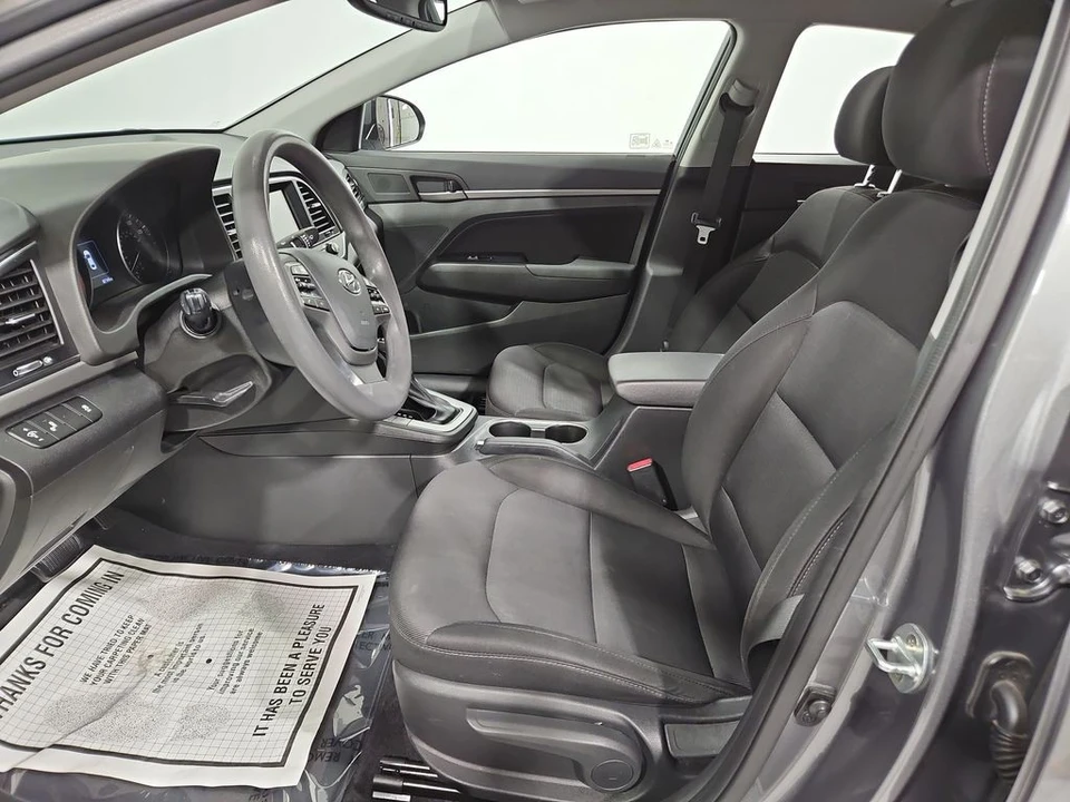 2018 Hyundai Elantra - Image 10 of 12