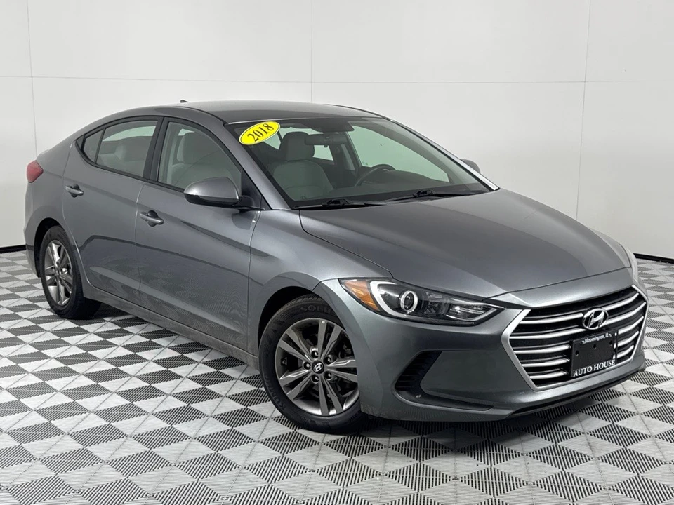 2018 Hyundai Elantra - Image 2 of 12