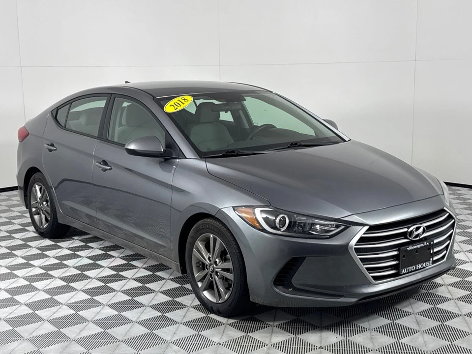 2018 Hyundai Elantra - Image 3 of 12