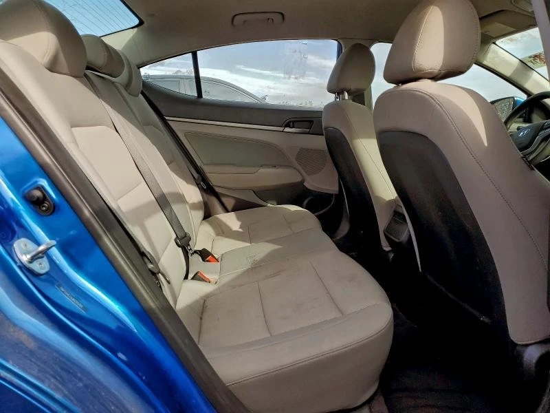 2018 Hyundai Elantra - Image 9 of 11