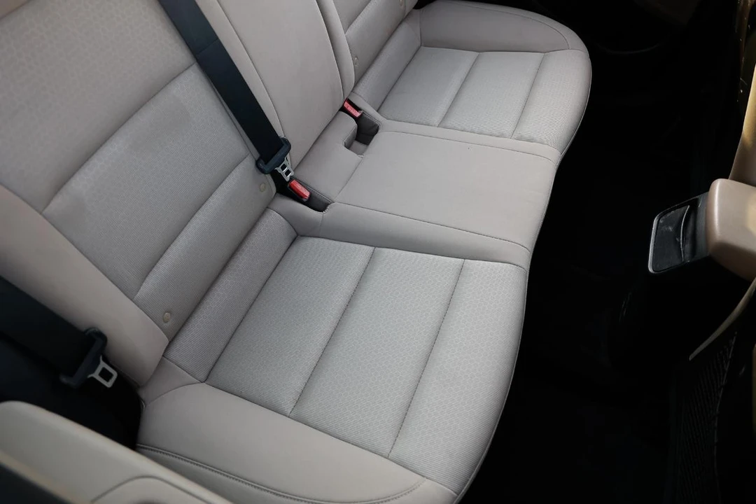2018 Hyundai Elantra - Image 12 of 12