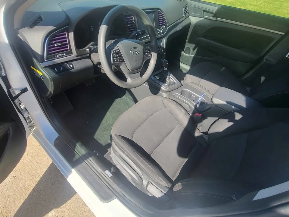 2018 Hyundai Elantra - Image 8 of 13