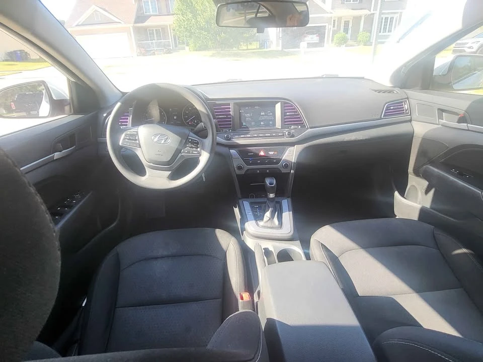 2018 Hyundai Elantra - Image 10 of 13
