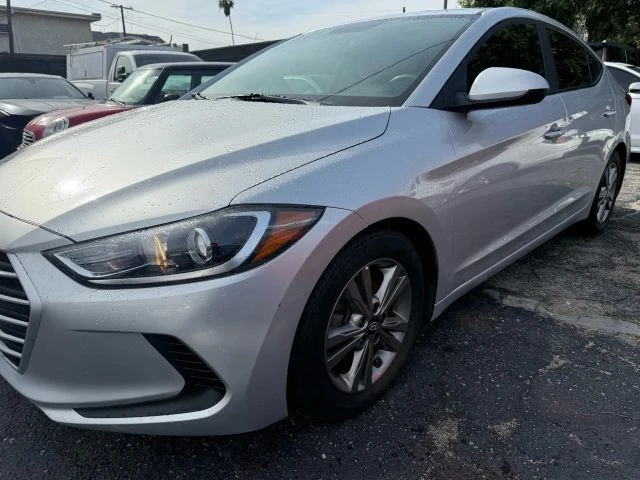 2018 Hyundai Elantra - Image 9 of 21