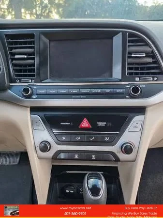 2018 Hyundai Elantra - Image 13 of 21