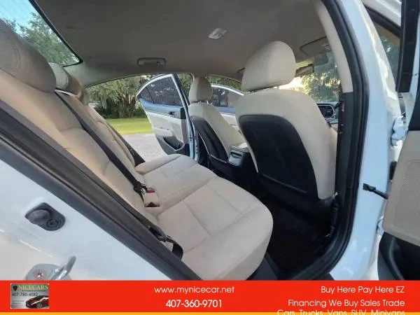 2018 Hyundai Elantra - Image 20 of 21