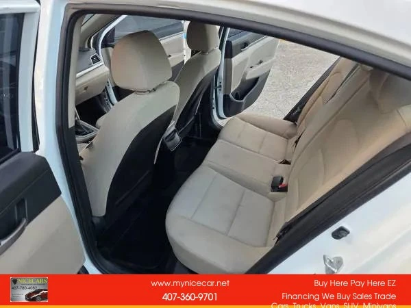 2018 Hyundai Elantra - Image 18 of 21