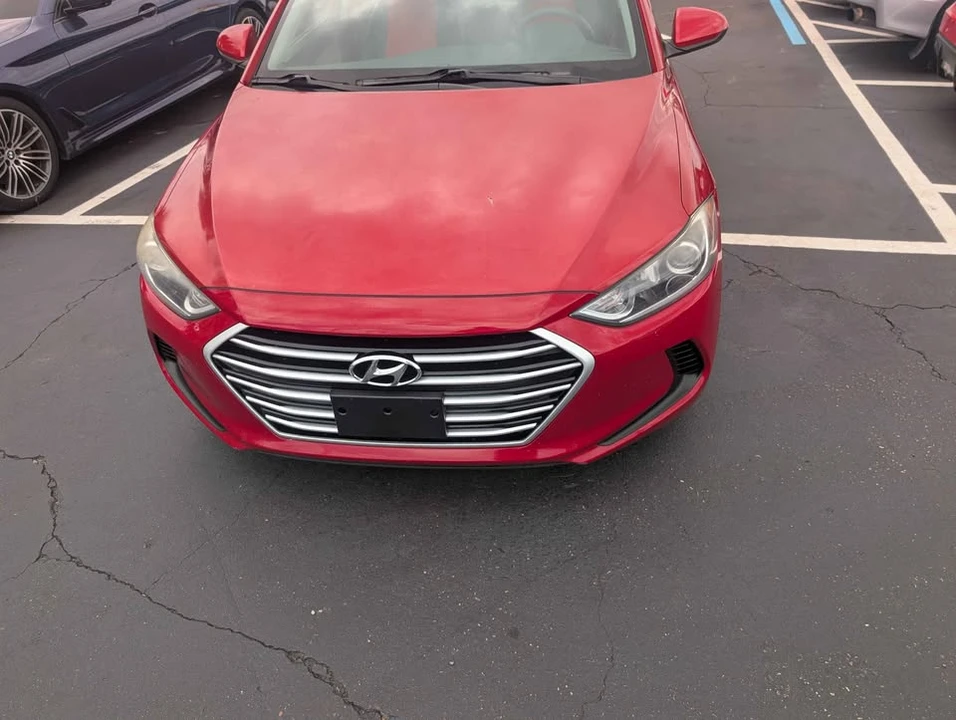 2018 Hyundai Elantra - Image 3 of 10