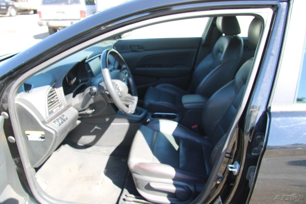 2018 Hyundai Elantra - Image 14 of 21