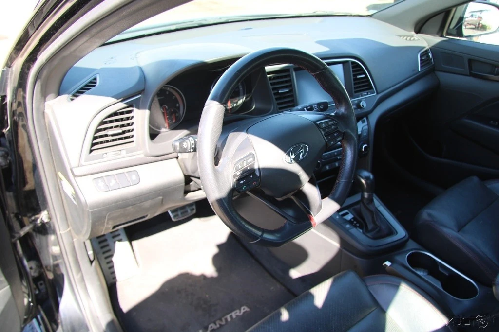 2018 Hyundai Elantra - Image 15 of 21