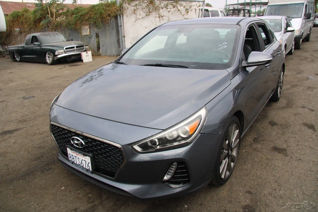 2018 Hyundai Elantra - Image 2 of 21