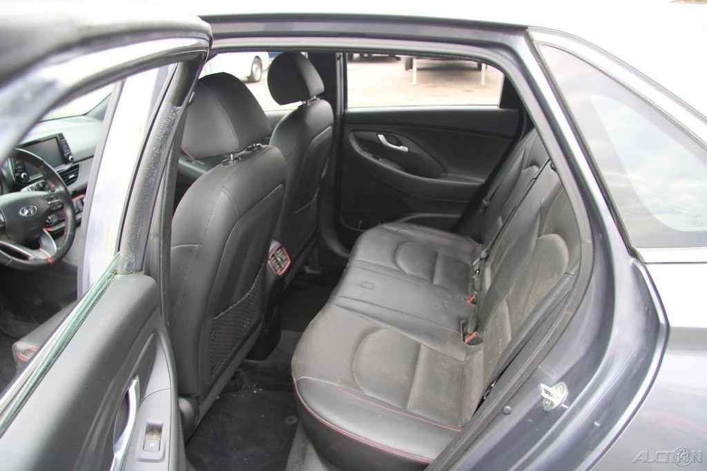2018 Hyundai Elantra - Image 18 of 21