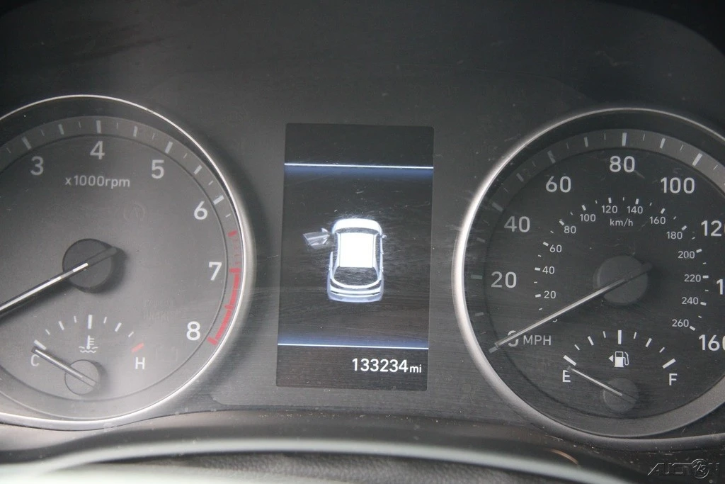 2018 Hyundai Elantra - Image 14 of 21