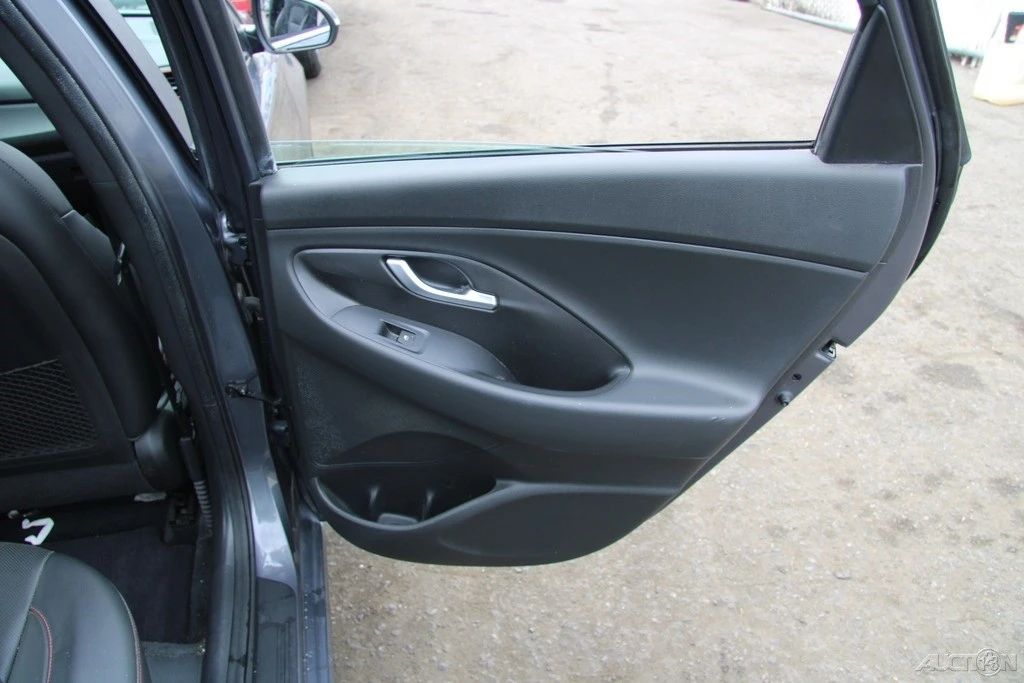 2018 Hyundai Elantra - Image 20 of 21