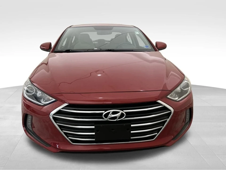 2018 Hyundai Elantra - Image 9 of 12