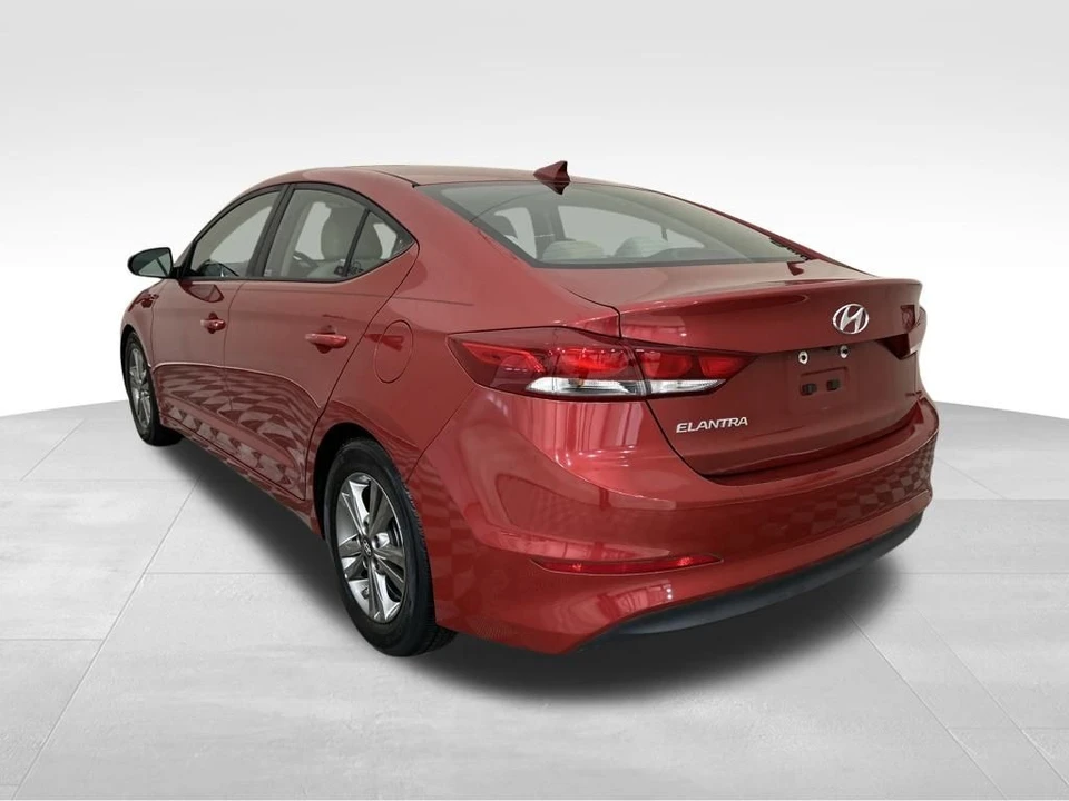 2018 Hyundai Elantra - Image 3 of 12