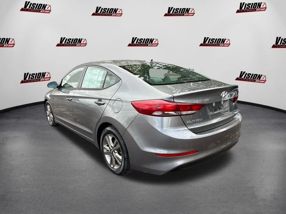 2018 Hyundai Elantra - Image 7 of 12