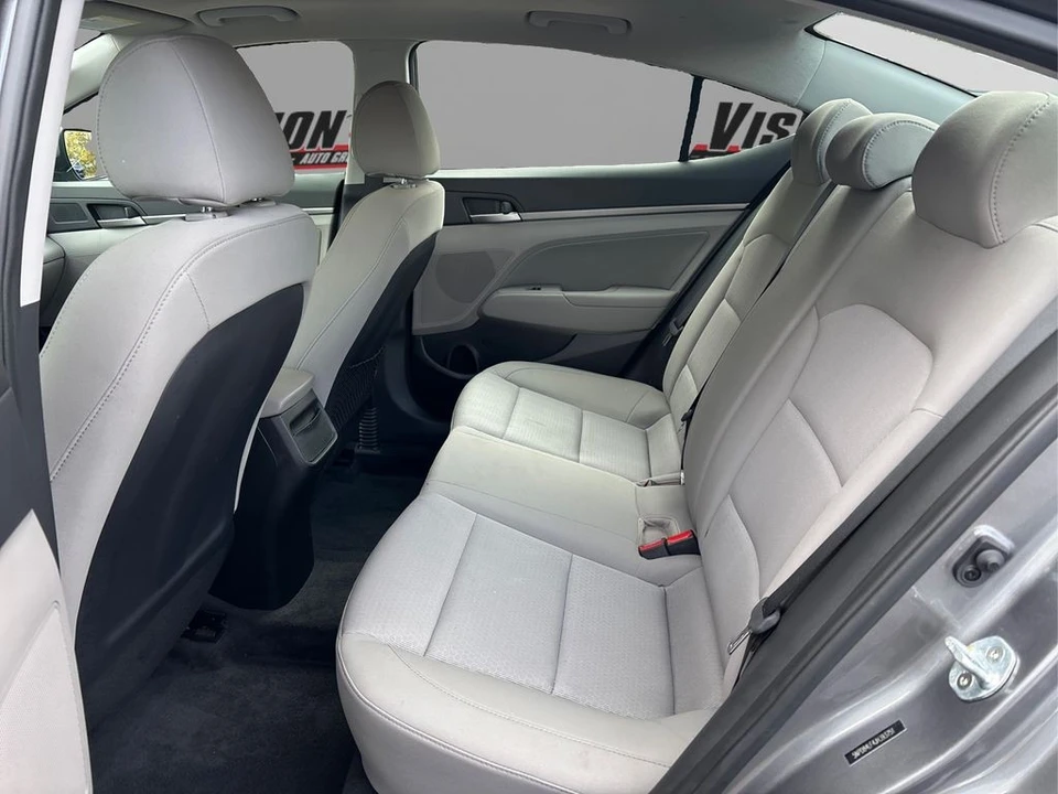 2018 Hyundai Elantra - Image 10 of 12