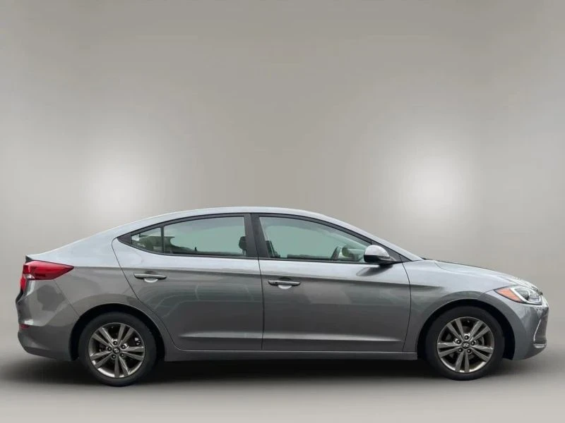 2018 Hyundai Elantra - Image 5 of 12