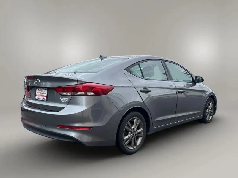 2018 Hyundai Elantra - Image 6 of 12