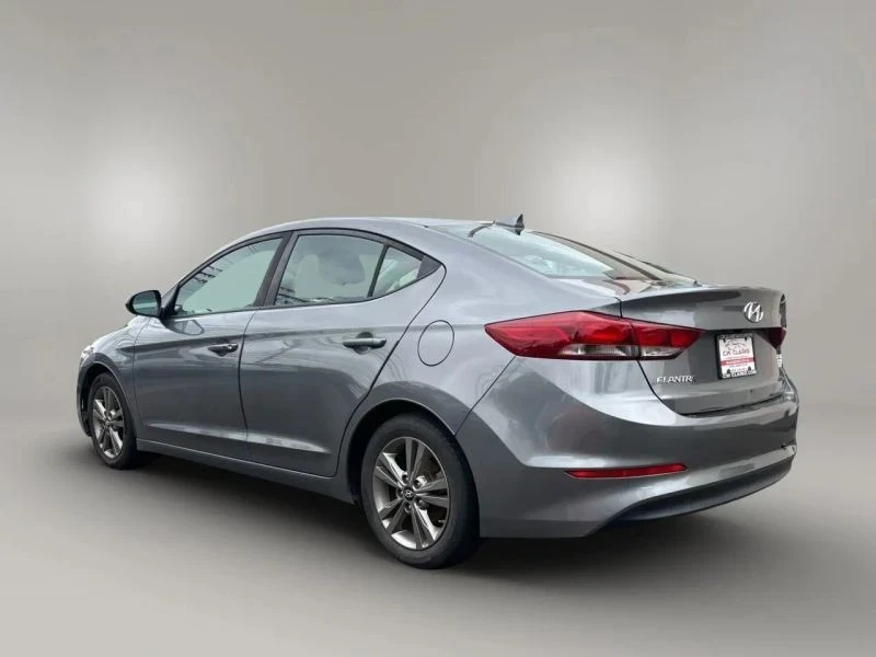 2018 Hyundai Elantra - Image 8 of 12
