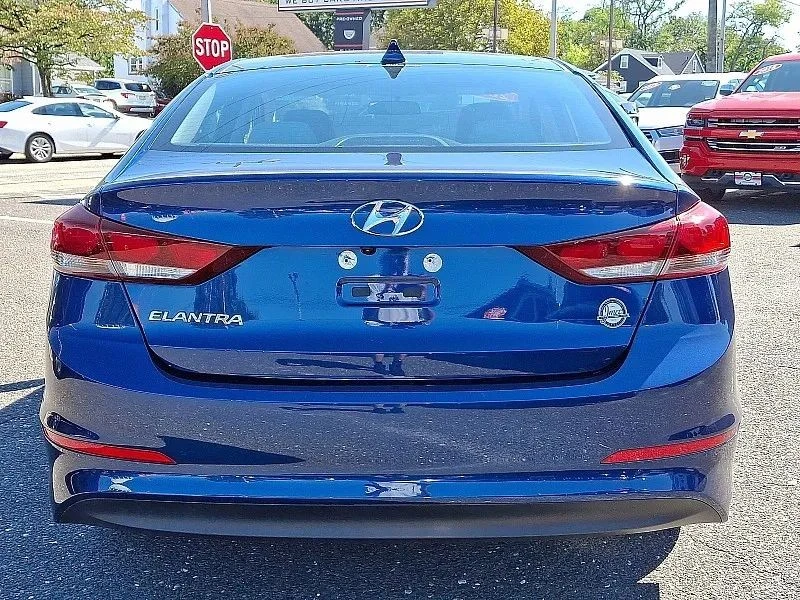 2018 Hyundai Elantra - Image 6 of 12
