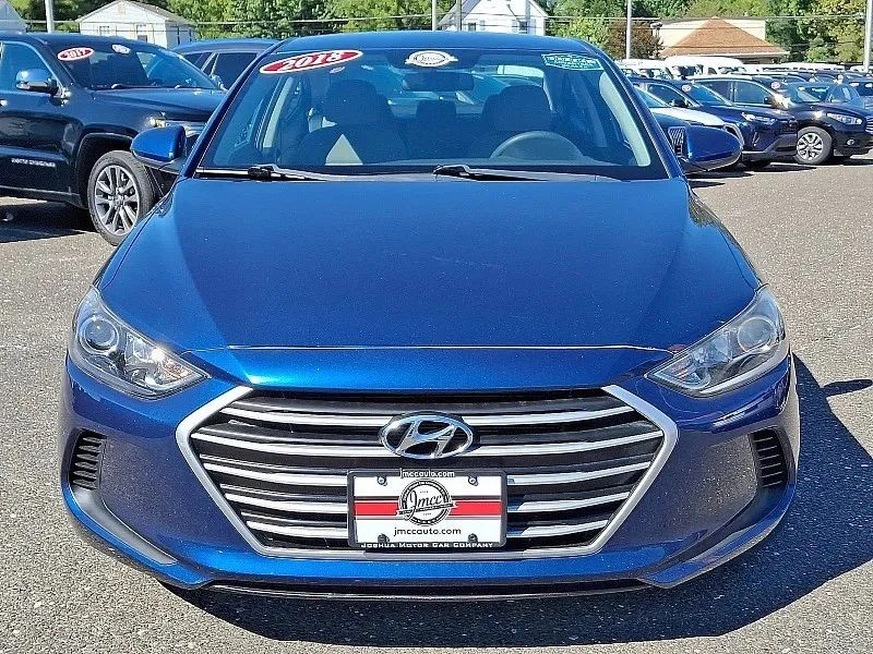 2018 Hyundai Elantra - Image 3 of 12